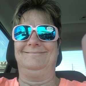 Meet your Posher, Shelia